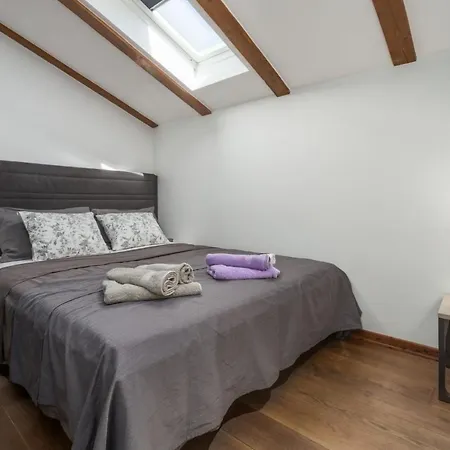 Rovinj Apartments *